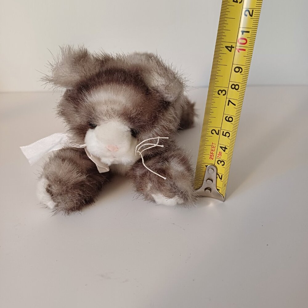 The Bearington Collection Realistic Grey Stripped Laying Tabby Bow Kitty Cat 9'' - Picture 14 of 14